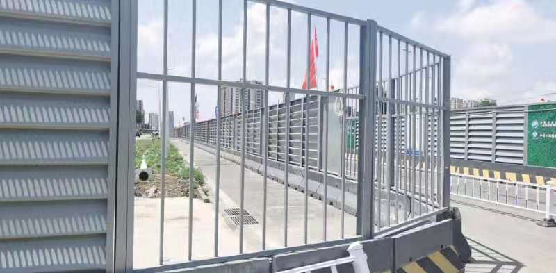 峄城装配式百叶钢构围挡（合肥市政围挡）